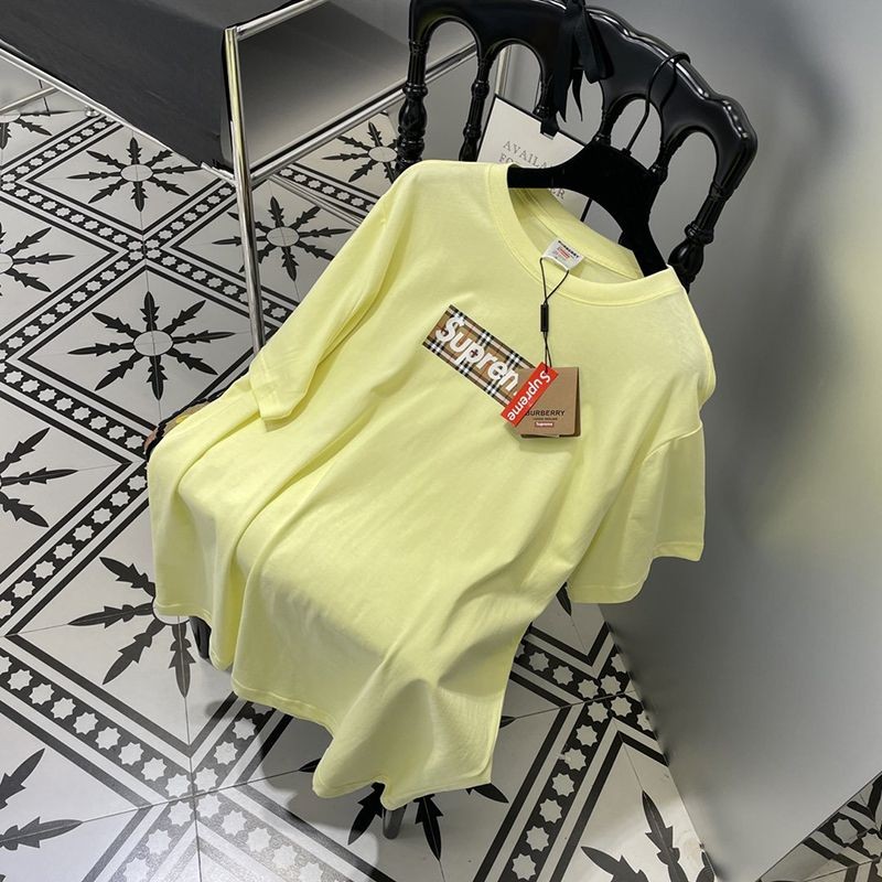 人気急上昇最強コラボ シュプリーム × バーバリー ボックスロゴTシャツ 偽物 She85649